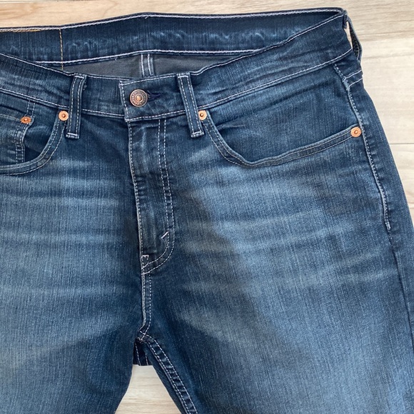 Levi Strauss & CO. Mens W31 and L30 Jeans - Picture 2 of 8